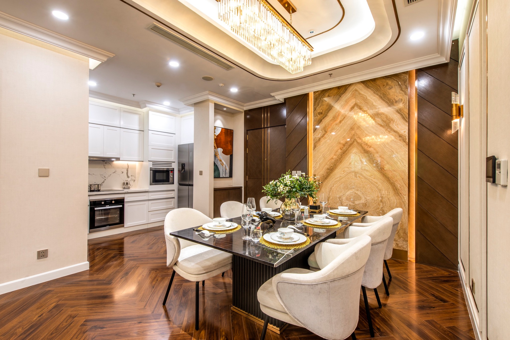 Diamond Crown Hai Phong